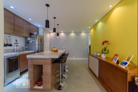 Apartamento para alugar com 65m², 2 quartos e 2 vagas Apartamento para alugar com 65m², 2 quartos e 2 vagasCozinha