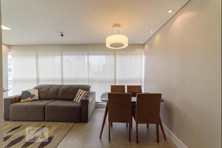 Apartamento para alugar com 65m², 2 quartos e 2 vagas Apartamento para alugar com 65m², 2 quartos e 2 vagasSala