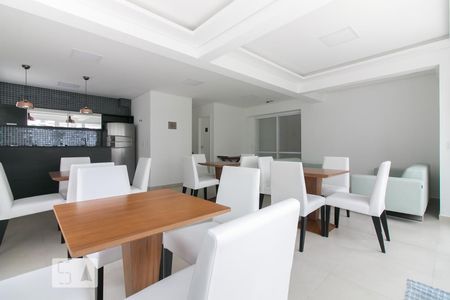 Apartamento para alugar com 65m², 2 quartos e 2 vagas Apartamento para alugar com 65m², 2 quartos e 2 vagasÁrea comum - Salão de festas
