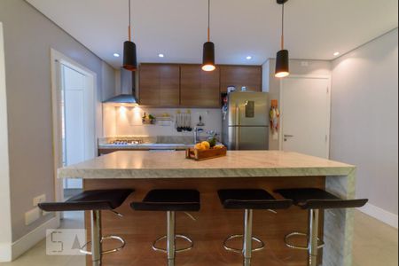 Apartamento para alugar com 65m², 2 quartos e 2 vagas Apartamento para alugar com 65m², 2 quartos e 2 vagasCozinha