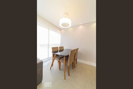 Apartamento para alugar com 65m², 2 quartos e 2 vagas Apartamento para alugar com 65m², 2 quartos e 2 vagasSala