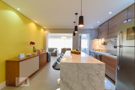 Apartamento para alugar com 65m², 2 quartos e 2 vagas Apartamento para alugar com 65m², 2 quartos e 2 vagasCozinha