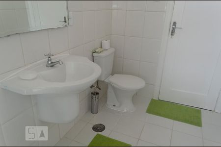 Banheiro de apartamento à venda com 1 quarto, 62m² em Água Branca, São Paulo