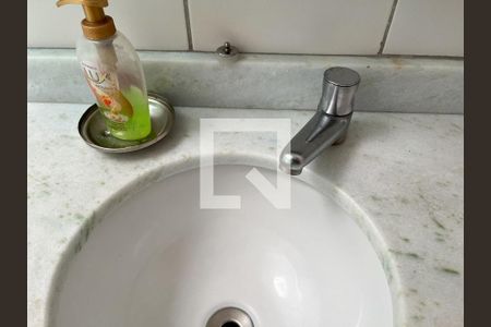 Casa à venda com 110m², 3 quartos e 3 vagasBanheiro Social