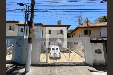 Casa à venda com 110m², 3 quartos e 3 vagasFachada 