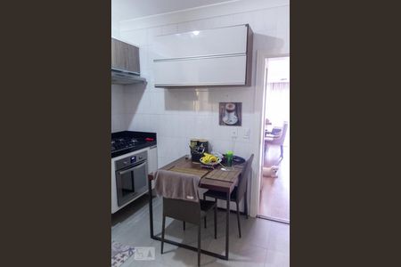 Apartamento à venda com 119m², 3 quartos e 2 vagasCozinha