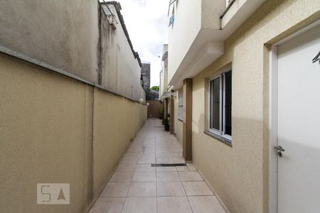Casa de condomínio para alugar com 65m², 2 quartos e 1 vaga Casa de condomínio para alugar com 65m², 2 quartos e 1 vagaCorredor