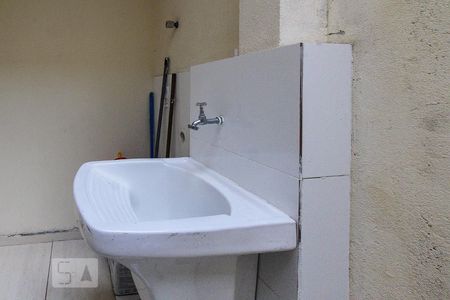 Casa de condomínio para alugar com 65m², 2 quartos e 1 vaga Casa de condomínio para alugar com 65m², 2 quartos e 1 vagaÁrea de Serviço