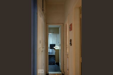 Apartamento à venda com 100m², 3 quartos e 1 vagaCorredor