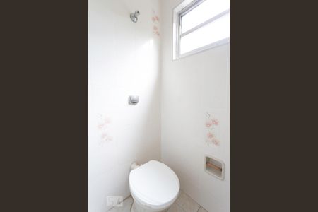 Apartamento para alugar com 60m², 2 quartos e 1 vaga Apartamento para alugar com 60m², 2 quartos e 1 vagaBanheiro