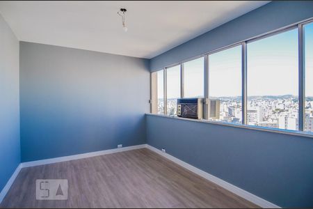 Apartamento para alugar com 180m², 3 quartos e 1 vagaQuarto 1