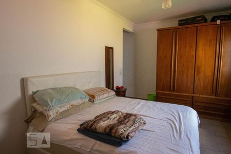 Casa à venda com 375m², 3 quartos e 5 vagasQuarto