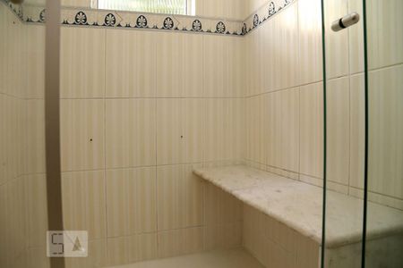 Casa à venda com 400m², 5 quartos e 5 vagasBanheiro Social