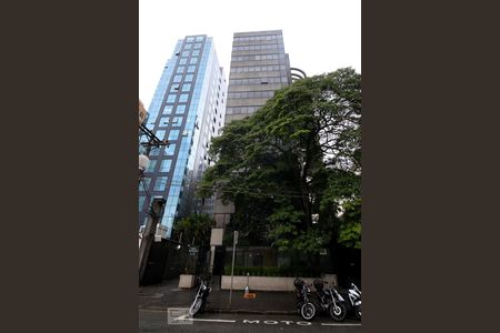 Apartamento para alugar com 118m², 2 quartos e 2 vagasFachada