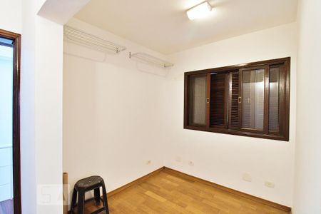 Casa para alugar com 115m², 3 quartos e 1 vaga Casa para alugar com 115m², 3 quartos e 1 vagaCloset da suíte 1