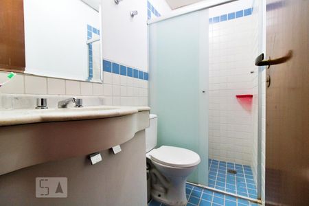 Casa para alugar com 115m², 3 quartos e 1 vaga Casa para alugar com 115m², 3 quartos e 1 vagaBanheiro da Suíte 2