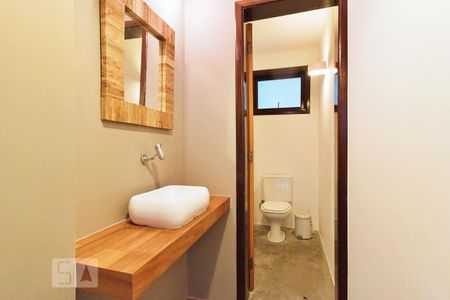 Lavabo de casa para alugar com 3 quartos, 115m² em Paraíso do Morumbi, São Paulo