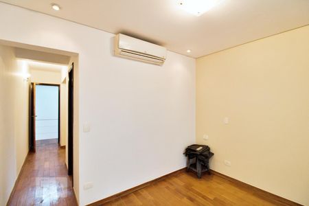 Casa para alugar com 115m², 3 quartos e 1 vaga Casa para alugar com 115m², 3 quartos e 1 vagaSuíte 1