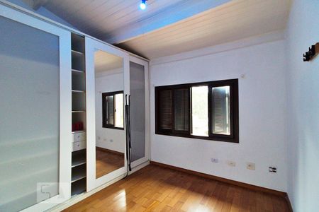 Casa para alugar com 115m², 3 quartos e 1 vaga Casa para alugar com 115m², 3 quartos e 1 vagaSuíte 2