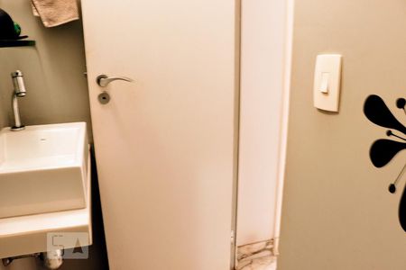 Casa à venda com 300m², 3 quartos e 4 vagasLavabo