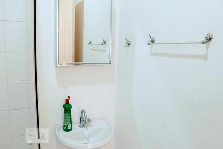 Casa à venda com 300m², 3 quartos e 4 vagasBanheiro de Serviço 1