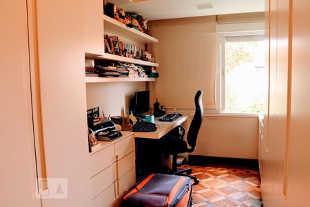 Casa à venda com 300m², 3 quartos e 4 vagasCloset do Quarto 1