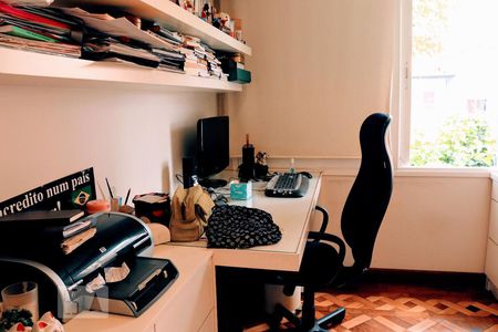 Casa à venda com 300m², 3 quartos e 4 vagasCloset do Quarto 1