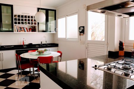 Casa à venda com 300m², 3 quartos e 4 vagasCozinha