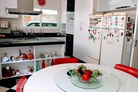 Casa à venda com 300m², 3 quartos e 4 vagasCozinha