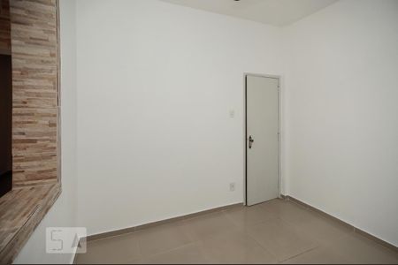 Apartamento para alugar com 72m², 3 quartos e sem vaga Apartamento para alugar com 72m², 3 quartos e sem vagaQuarto 1