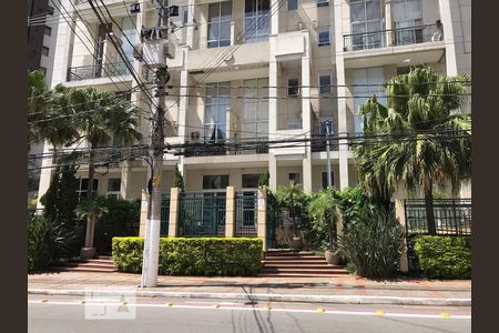 Apartamento à venda com 50m², 1 quarto e 1 vagaFachada