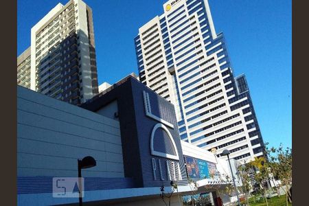 Apartamento para alugar com 33m², 1 quarto e 1 vagaFachada