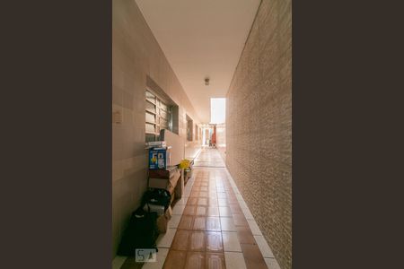 Casa à venda com 456m², 4 quartos e 14 vagasCorredor da Garagem