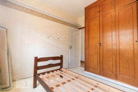 Casa à venda com 456m², 4 quartos e 14 vagasQuarto 2