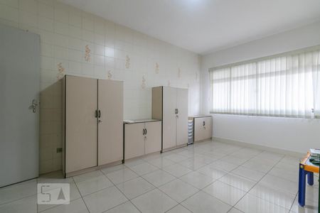 Casa à venda com 456m², 4 quartos e 14 vagasCozinha - Copa