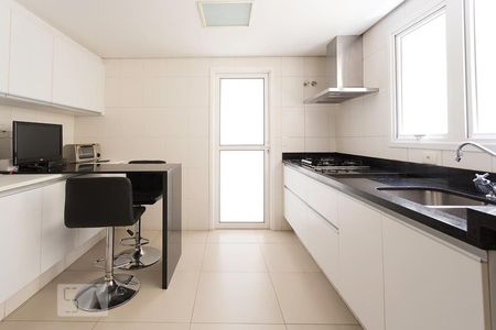 Casa à venda com 120m², 2 quartos e 2 vagasCozinha