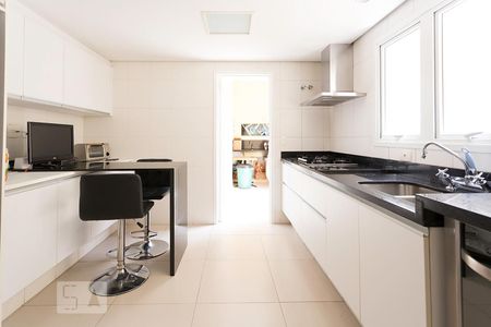 Casa à venda com 120m², 2 quartos e 2 vagasCozinha