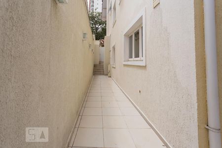 Casa à venda com 120m², 2 quartos e 2 vagasCorredor