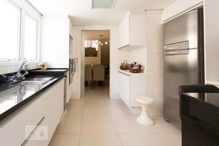 Casa à venda com 120m², 2 quartos e 2 vagasCozinha