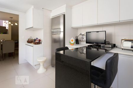 Casa à venda com 120m², 2 quartos e 2 vagasCozinha