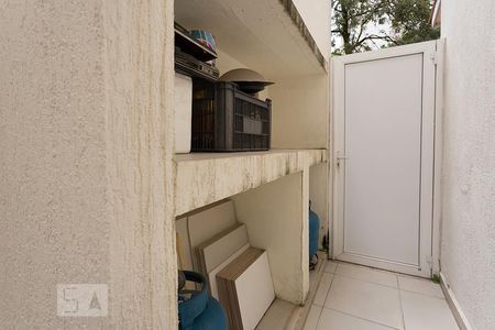 Casa à venda com 120m², 2 quartos e 2 vagasCorredor