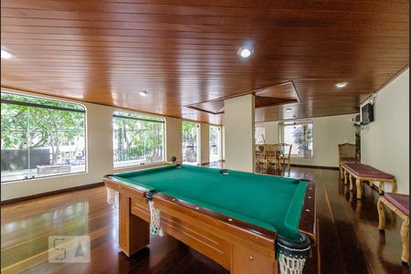 Apartamento à venda com 199m², 4 quartos e 2 vagasÁrea Comum - Salão de Jogos