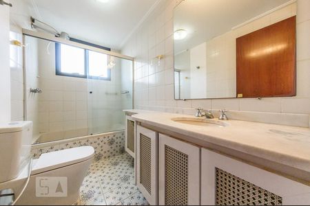 Apartamento à venda com 199m², 4 quartos e 2 vagasBanheiro - Suite 1