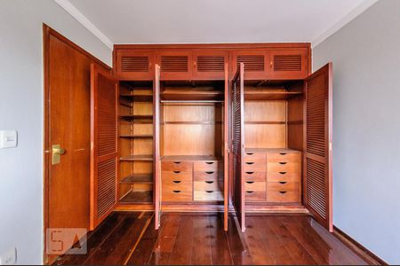 Apartamento à venda com 199m², 4 quartos e 2 vagasQuarto 3 - Suite