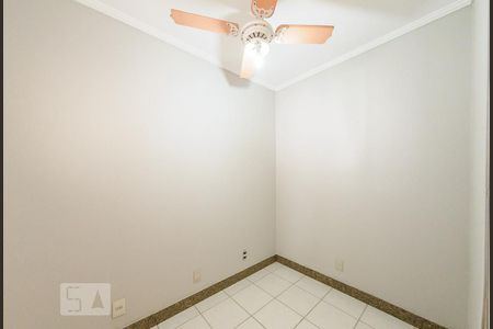 Apartamento à venda com 199m², 4 quartos e 2 vagasQuarto de Serviço