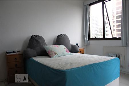 Apartamento à venda com 100m², 2 quartos e 2 vagasSuíte