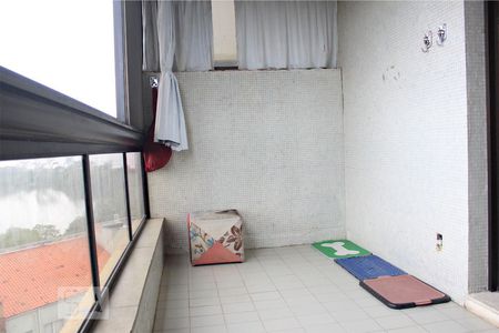 Apartamento à venda com 100m², 2 quartos e 2 vagasVaranda