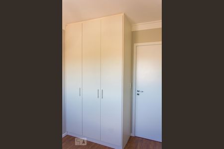 Apartamento para alugar com 55m², 2 quartos e 1 vagaQuarto 2 - Armários