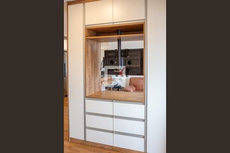 Quarto de apartamento à venda com 1 quarto, 47m² em Parque Industrial Tomas Edson, São Paulo