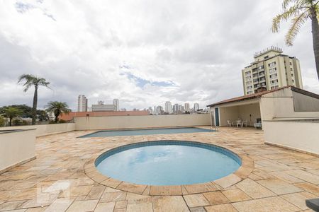 Apartamento à venda com 62m², 2 quartos e 2 vagas Apartamento à venda com 62m², 2 quartos e 2 vagasÁrea comum - Piscina
